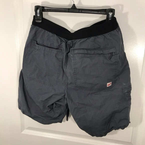 Duluth Trading Mens Gray Shorts Size 32 CB-00 - Picture 4 of 5